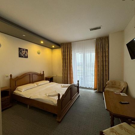 Hotel Vestem Eksteriør billede