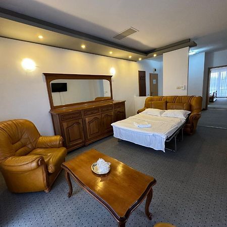 Hotel Vestem Eksteriør billede