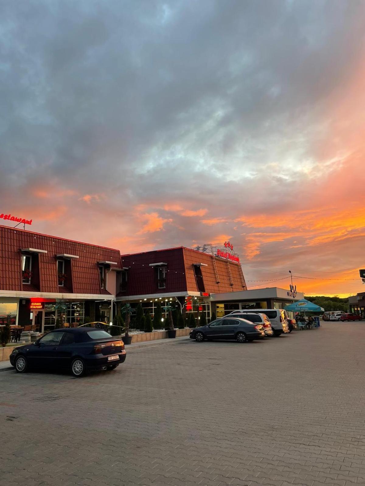 Hotel Vestem Eksteriør billede