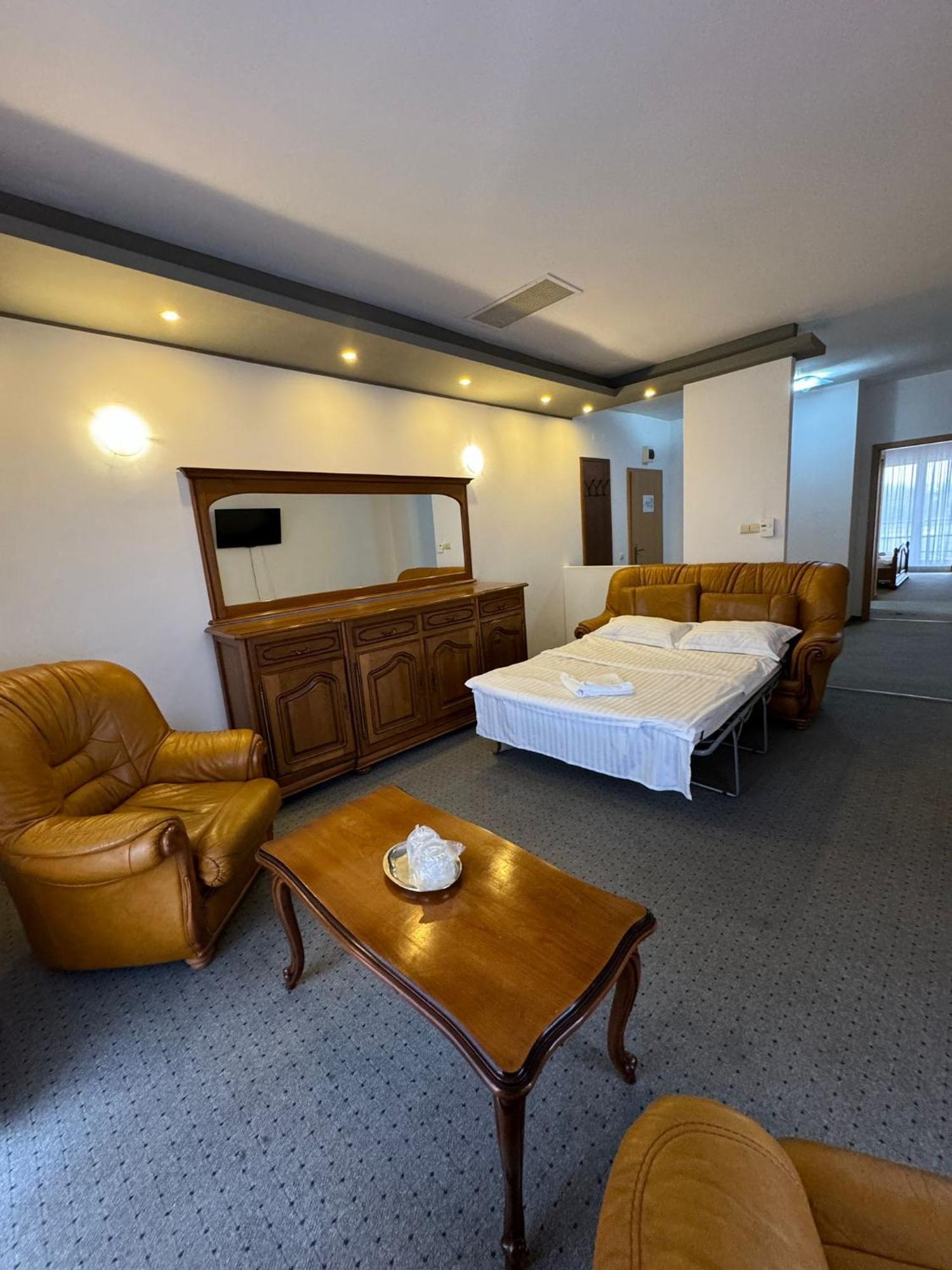 Hotel Vestem Eksteriør billede