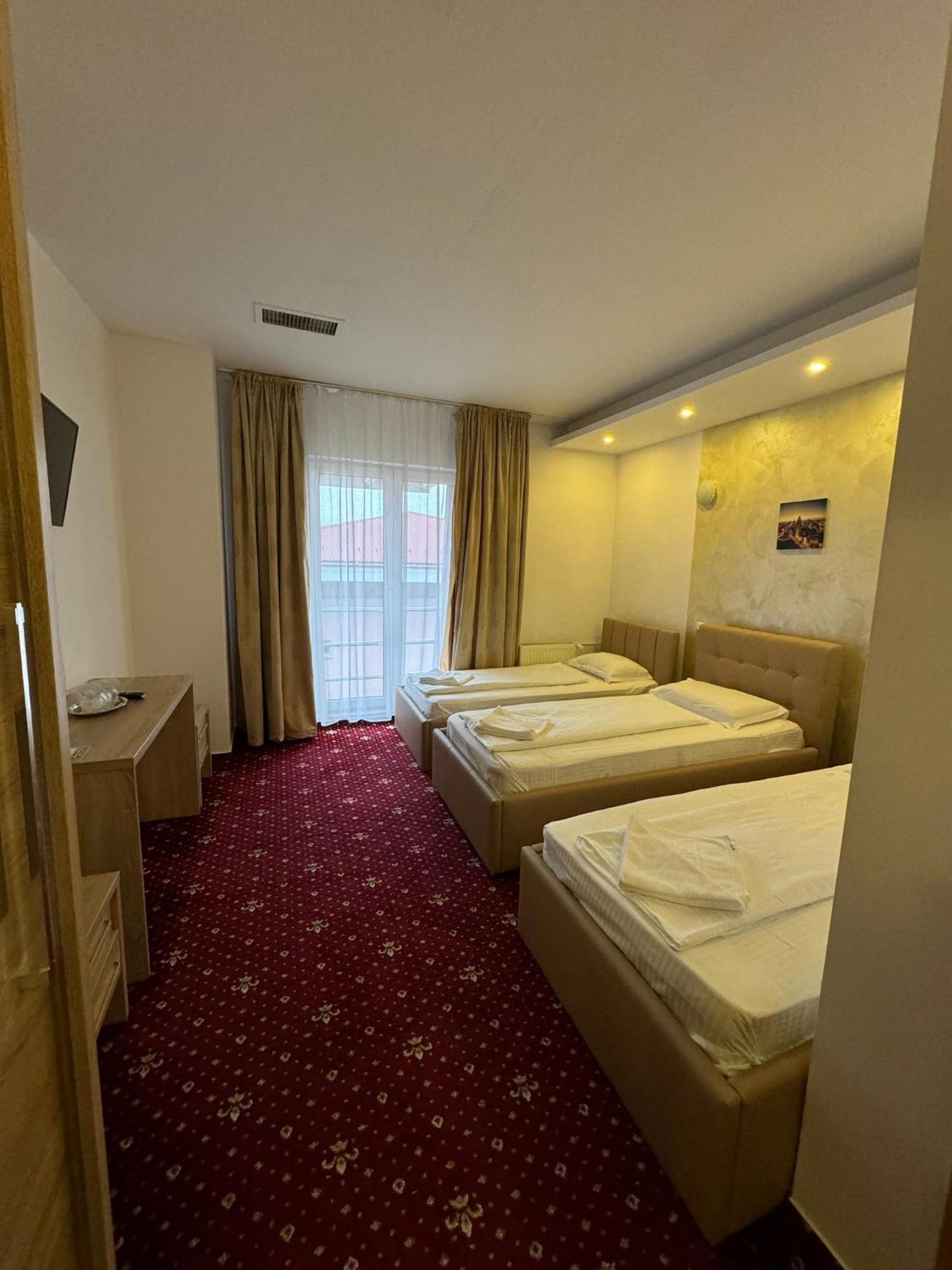 Hotel Vestem Eksteriør billede